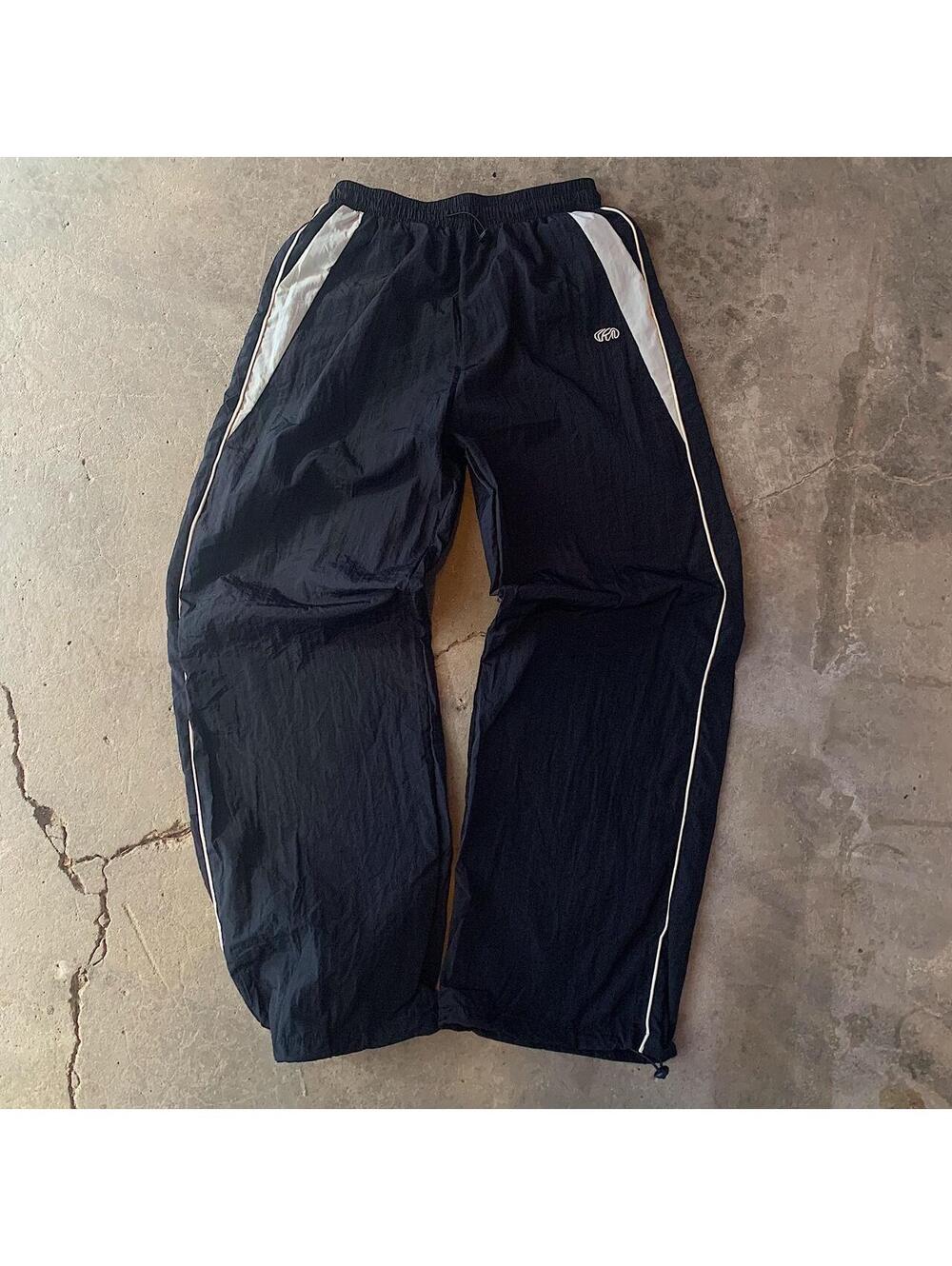Baggy loose lightweight striped black and white windbreaker pants. Very nice - Picture 1 of 7